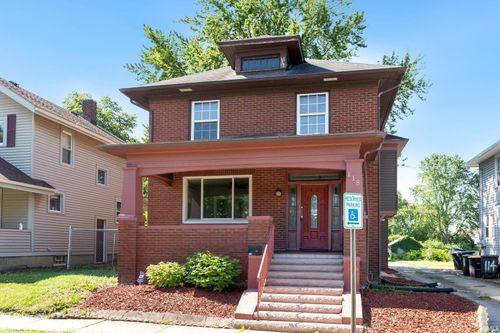 118 E Wildwood Ave, Fort Wayne, IN, 46806-1021 | Card Image