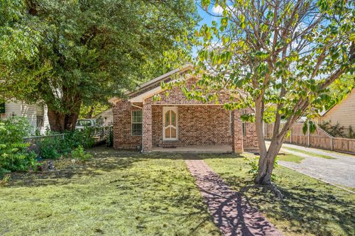 422 N Wood Street, Denton, TX, 76209 | Card Image