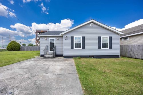 614 Lafourche St, Lockport, LA, 70374-2463 | Card Image