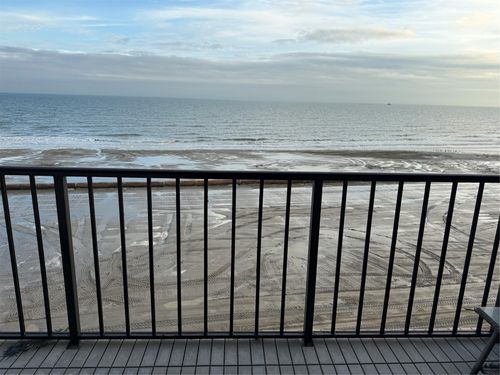 apt-404-11949 Termini San Luis Pass Rd, Galveston, TX, 77554-8732 | Card Image