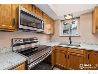 Light & Bright Foyer & Kitchen | Image 3