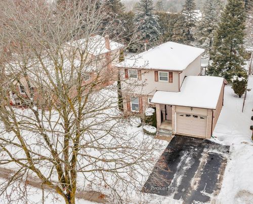 86 Princess St, Mount Albert, ON, L0G1M0 | Card Image