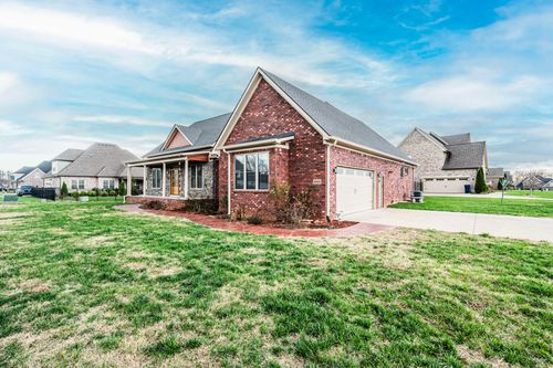 8688 Pebblestone Ln, Alvaton, KY, 42122-7805 | Card Image