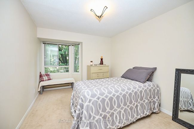 201 - 5 Niagara St, Condo with 2 bedrooms, 1 bathrooms and 1 parking in Grimsby ON | Image 12