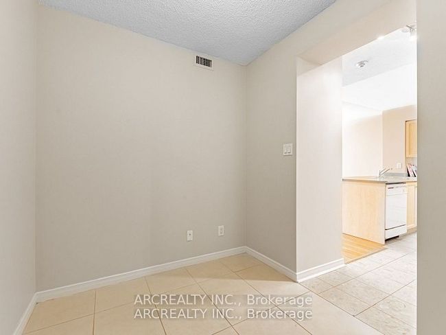311 - 19 Northern Heights Dr, Condo with 2 bedrooms, 1 bathrooms and 1 parking in Richmond Hill ON | Image 16