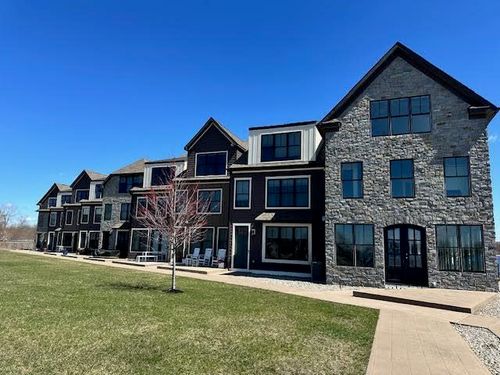 8 Lennox Way, Plattsburgh, NY, 12901-3682 | Card Image