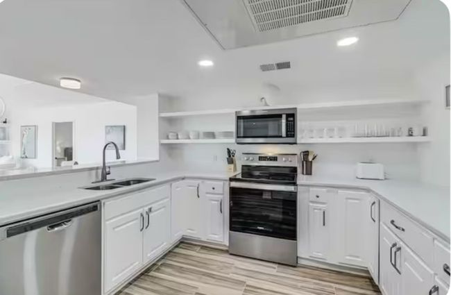 UNIT-210 - 4903 State Highway 361, Condo with 3 bedrooms, 3 bathrooms and null parking in Port Aransas TX | Image 19