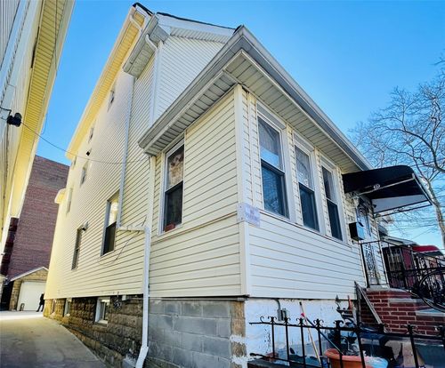 83 Pettit Ave, Elmhurst, NY, 11373-2348 | Card Image