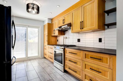 17 Sunvale Cres Se, Calgary, AB, T2X2T1 | Card Image