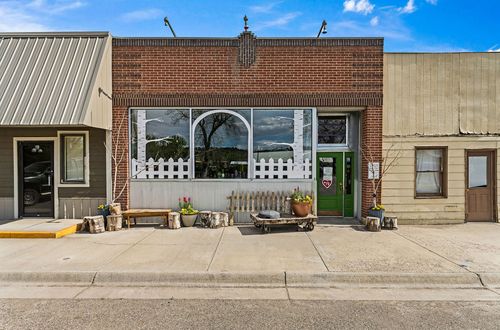514 E Pike Avenue, Columbus, MT, 59019 | Card Image