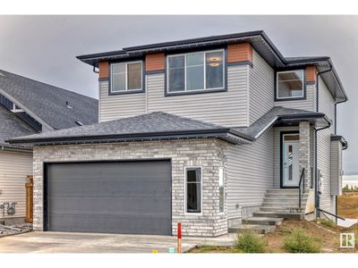 10214 Av 92 A, House other with 3 bedrooms, 3 bathrooms and 5 parking in Morinville AB | Image 2