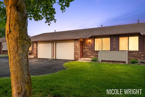 2922 Porter Ct Sw, Grandville, MI, 49418-1177 | Card Image
