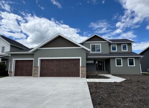 3761 Houkom Dr E, West Fargo, ND, 58078-4822 | Card Image