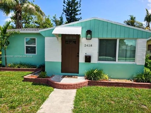 2418 Scott St, Hollywood, FL, 33020-2355 | Card Image
