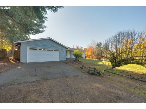 19725 Meyers Rd, Oregon City, OR, 97045-7907 | Card Image