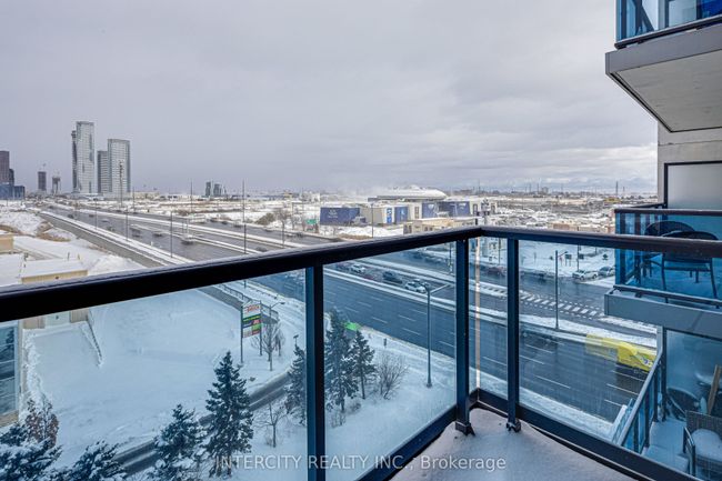 617 - 3600 Highway 7, Condo with 2 bedrooms, 1 bathrooms and 1 parking in Vaughan ON | Image 22