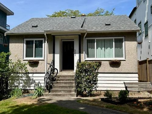 4207 W 15th Ave, Vancouver, BC, V6R3A7 | Card Image