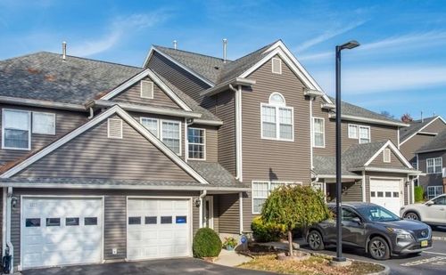 q2-20 Midland Ave, Kearny, NJ, 07032-1613 | Card Image