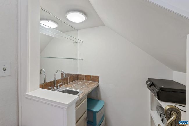 310 Gloucester Rd, House other with 4 bedrooms, 3 bathrooms and null parking in CHARLOTTESVILLE VA | Image 31