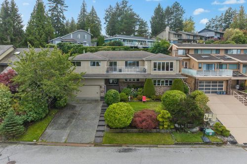 83 Woodland Dr, Delta, BC, V4L2H7 | Card Image
