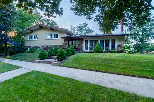 606 Valley Dr, Lemont, IL, 60439-3847 | Card Image