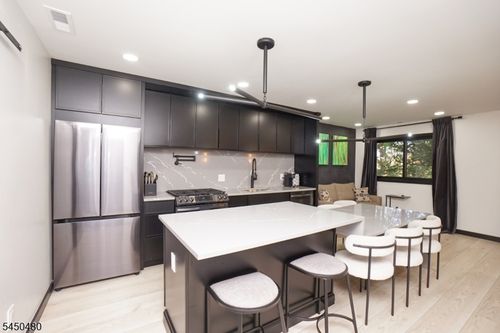 3-20 Augusta Dr, Vernon, NJ, 07462-2578 | Card Image