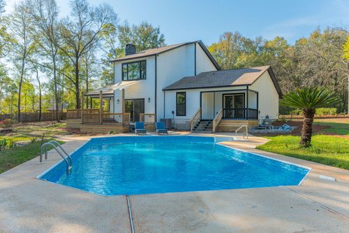 2787 Lake Silver Road, Crestview, FL, 32536 | Card Image