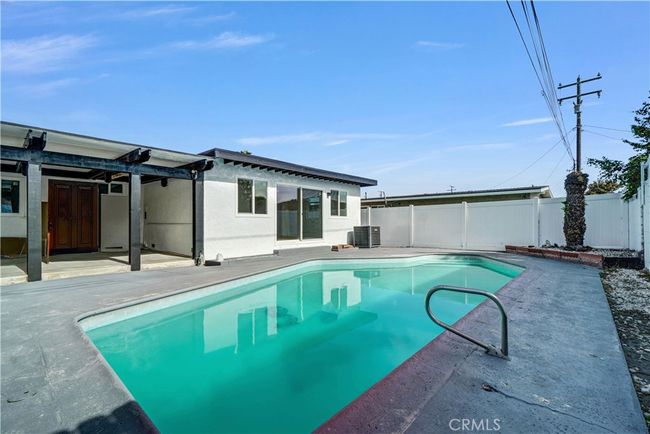 17919 Gard Ave, House other with 3 bedrooms, 2 bathrooms and 5 parking in Artesia CA | Image 24