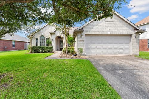 2117 Laughing Gull Ln, League City, TX, 77573-7771 | Card Image
