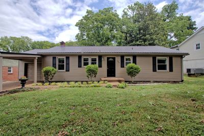 1052 Rolling Fields Cir, House other with 2 bedrooms, 2 bathrooms and 2 parking in Columbia TN | Image 3