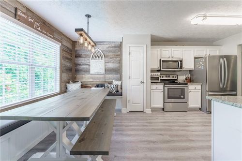 1412 Elliotts Ln, Auburn, GA, 30011-2714 | Card Image