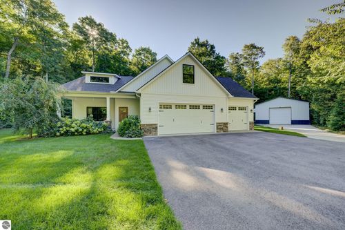 359 W Valley Rd, Maple City, MI, 49664-9500 | Card Image