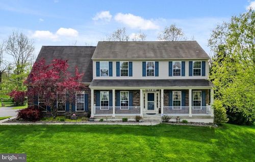 34 Joy Cir, BARTO, PA, 19504-8743 | Card Image
