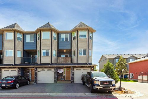 879 Mount Sundance Manor W, Lethbridge, AB, T1J1X5 | Card Image