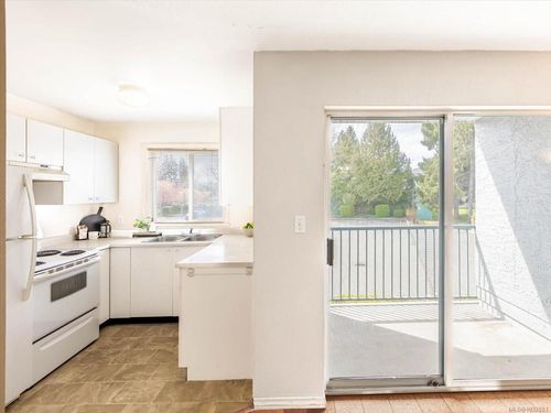 201-1050 Braidwood Rd, Courtenay, BC, V9N3R9 | Card Image