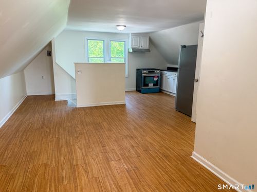 3-1004 Hancock Ave, Bridgeport, CT, 06605-1911 | Card Image