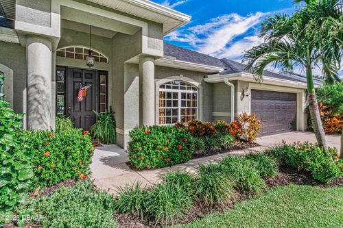 135 N Cory Dr, Edgewater, FL, 32141-7225 | Card Image