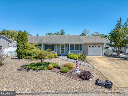 12 Hollywood Blvd N, FORKED RIVER, NJ, 08731-4811 | Card Image