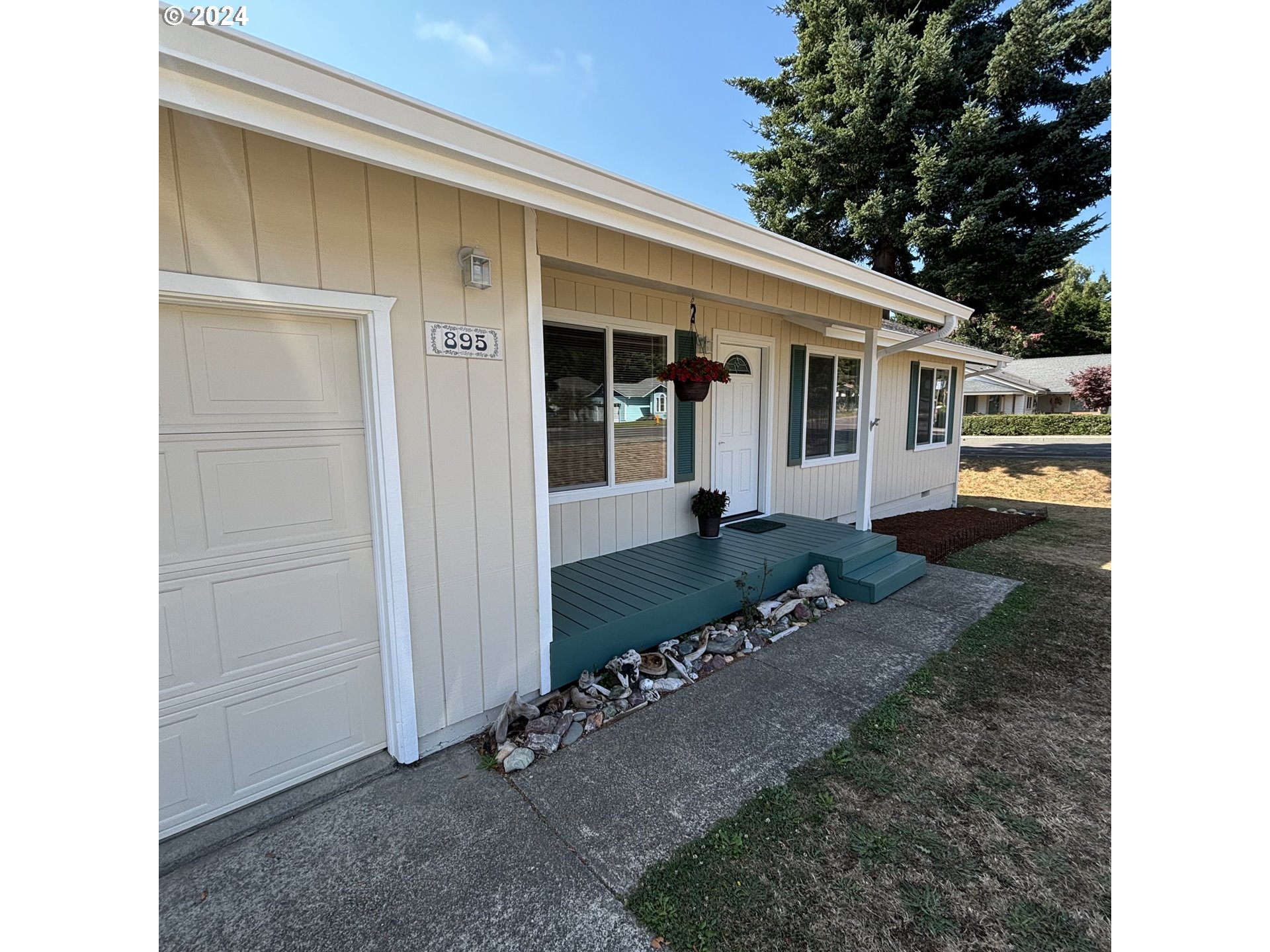 Midland Way, Brookings, OR 97415