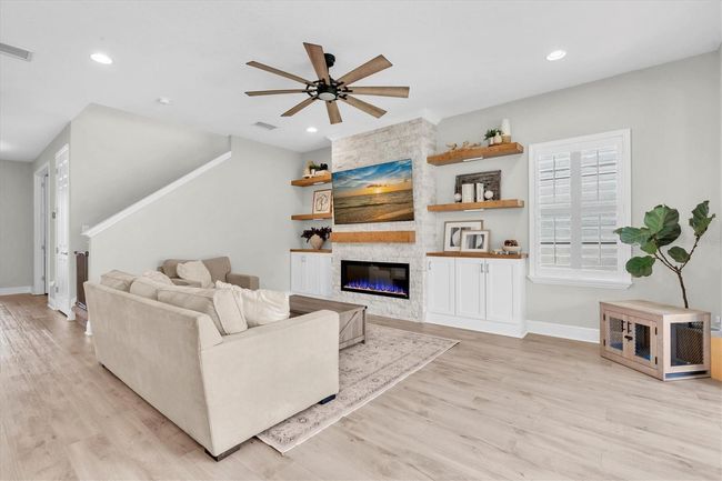 4056 Burdick Loop, House other with 6 bedrooms, 4 bathrooms and null parking in ODESSA FL | Image 10