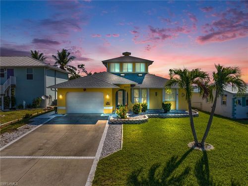 3278 York Rd, Saint James City, FL, 33956-2306 | Card Image