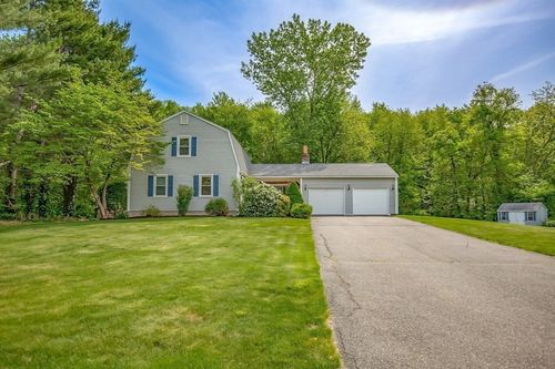 8 Evergreen Ter, Hampden, MA, 01036-9666 | Card Image