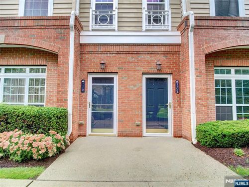 1112 Hamilton St, Belleville, NJ, 07109-5341 | Card Image
