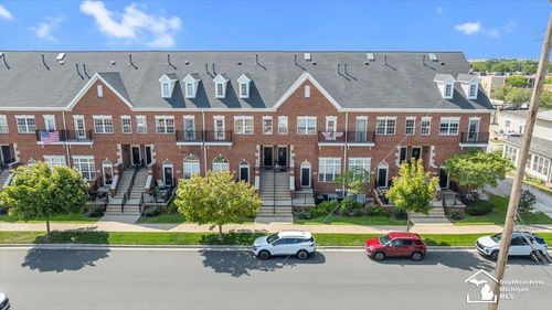 2734 Riverside Dr, Trenton, MI, 48183-2809 | Card Image