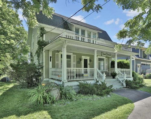 5865 Eureka Rd, Shorewood, MN, 55331-8938 | Card Image