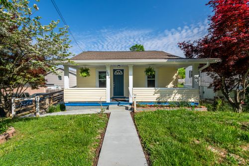 1915 Mccroskey Ave, Knoxville, TN, 37917-4715 | Card Image