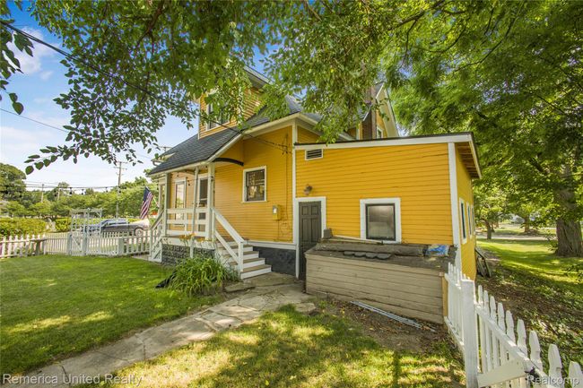 122Chestnut_Backyard | Image 27