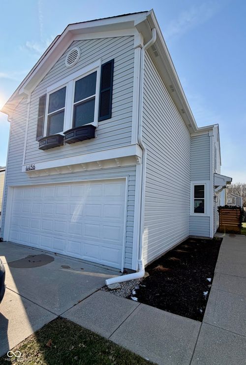 4456 Redcliff North Ln, Plainfield, IN, 46168-7578 | Card Image