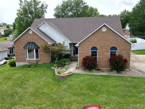 4 Grayson Ridge Dr, Washington, MO, 63090-4100 | Card Image