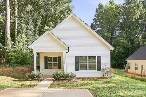 1109 Goldsboro Ave, Statesville, NC, 28677-7047 | Card Image